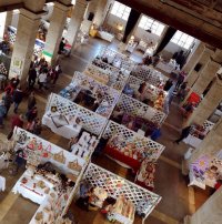 L'Association des commerçants, artisans et professions libérales de Lectoure (ACAL) organise deux week-ends de marchés de Noël à la halle polyvalente./Photo repro.